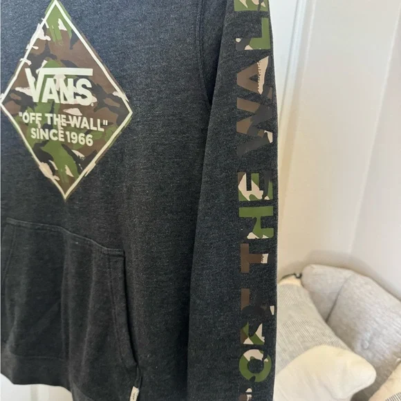 Vans Kids Gray Hoodie M with Camo Logo - Picture 3 of 4